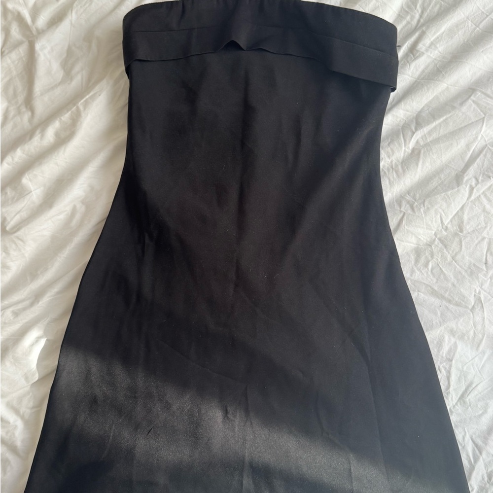 Elegant Black Strapless Dress